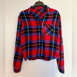 Express Cropped Flannel Top